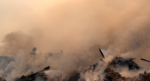 Fumo degli incendi, allarme salute: danni oltre i polmoni